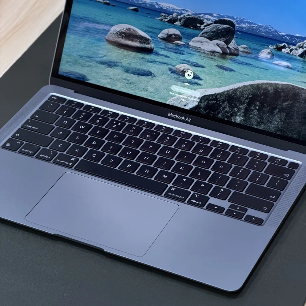 MacBook Air 13.3" M1 photo 4