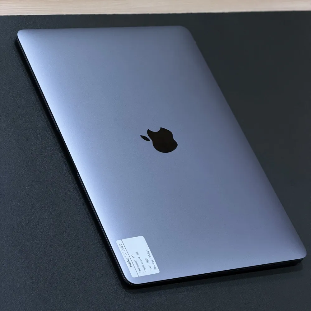 MacBook Air 13.3" M1 photo 6