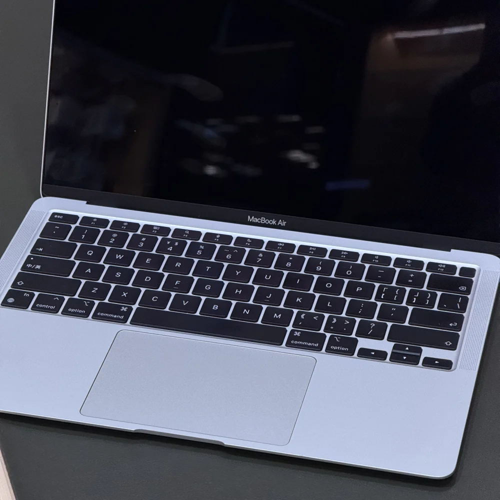 MacBook Air 13.3" M1 photo 4