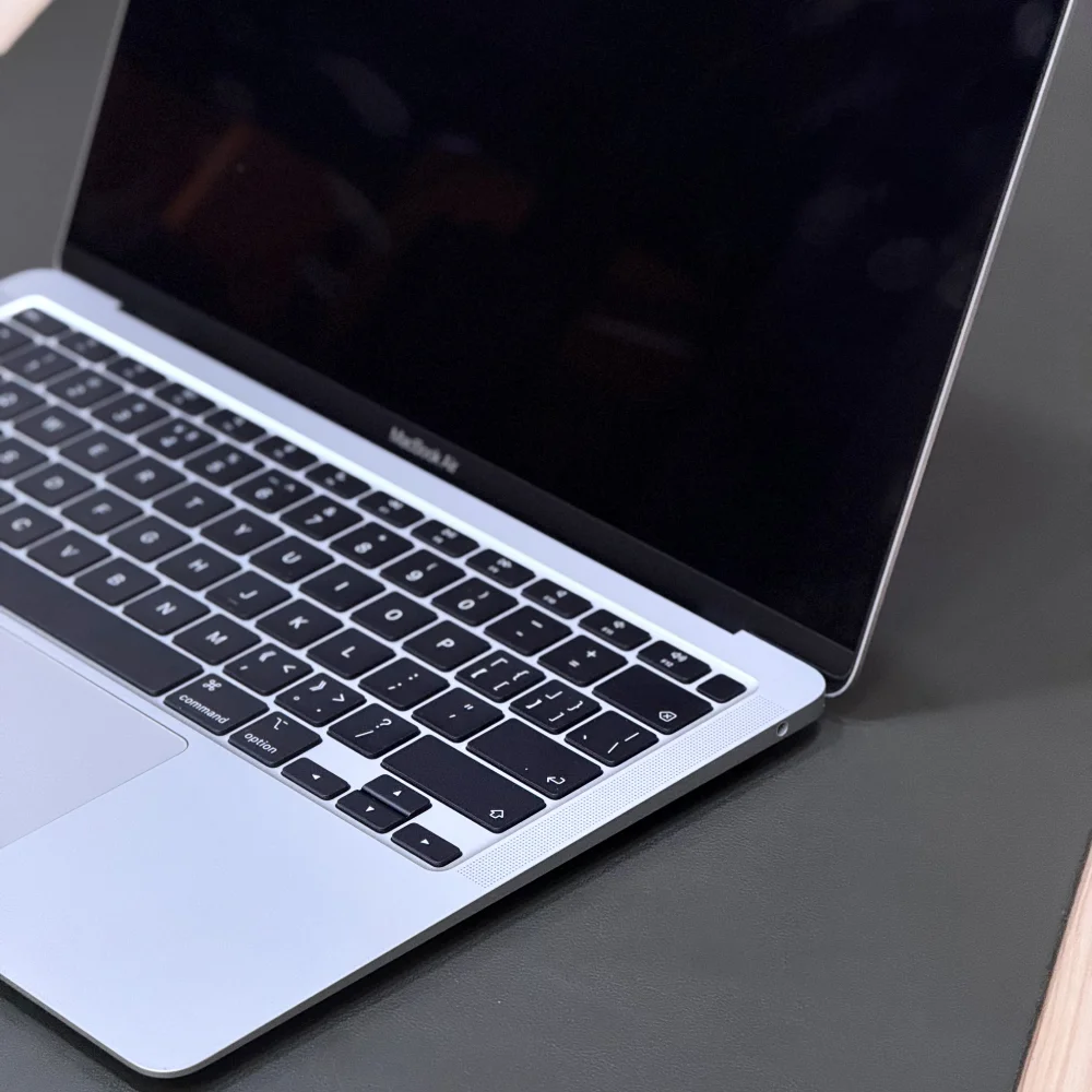 MacBook Air 13.3" M1 photo 5